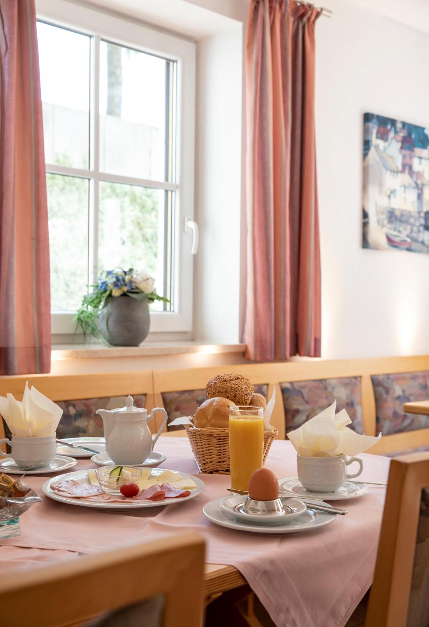 Pension Demmel, Bed & Breakfast Bruckmühl Extérieur photo