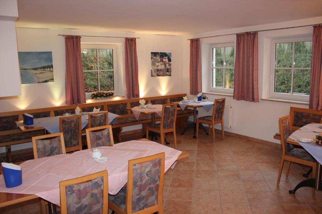 Pension Demmel, Bed & Breakfast Bruckmühl Extérieur photo